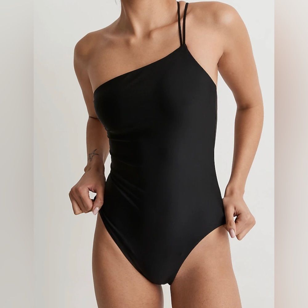 Madewell Black One-Shoulder One Piece Swimsuit